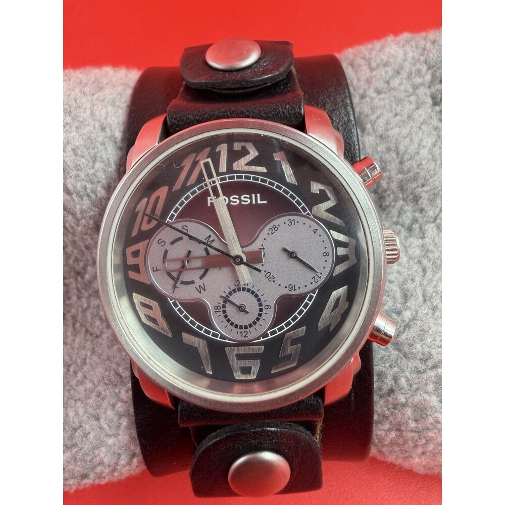 Fossil Chronograph Men's Watch JR9551 Black Leather Cuff 50M WR New Battery